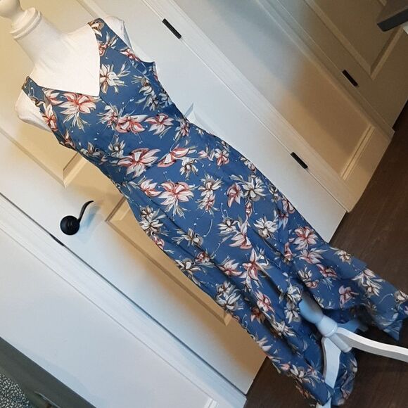 L & T Blue Sleeveless Flowy Open Back Ruffle Bottom Floral Print Dress - Picture 1 of 16